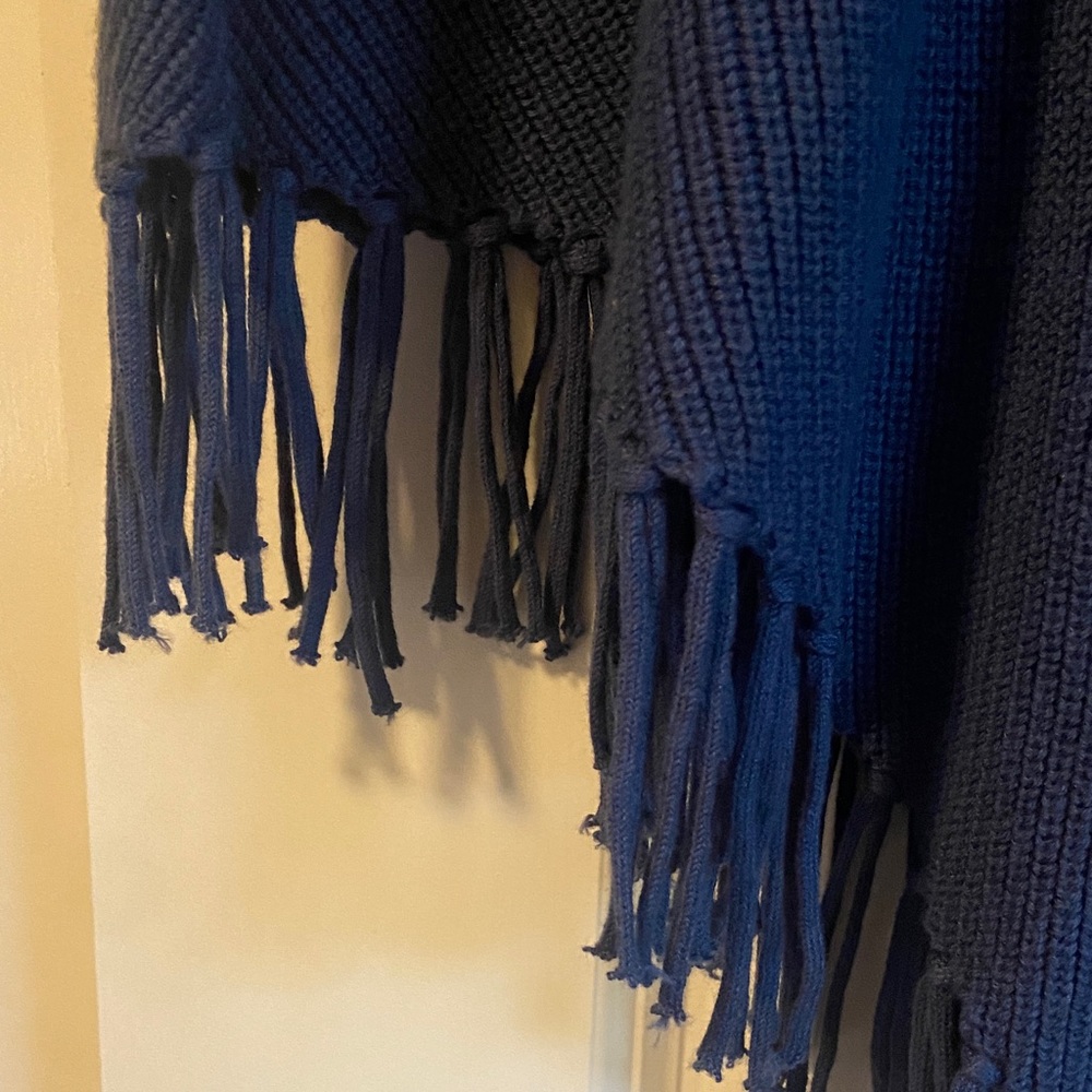 Talbots Teal Ocean Fringed Poncho - Picture 7 of 9